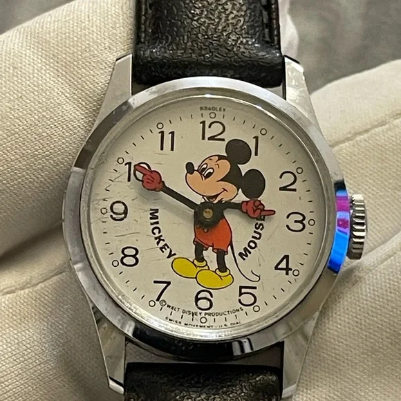 Vintage 1965-1970 Mickey Mouse Mechanical 32mm Unisex Watch SWISS MADE